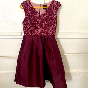 Melrose Women’s Red Lace Dress